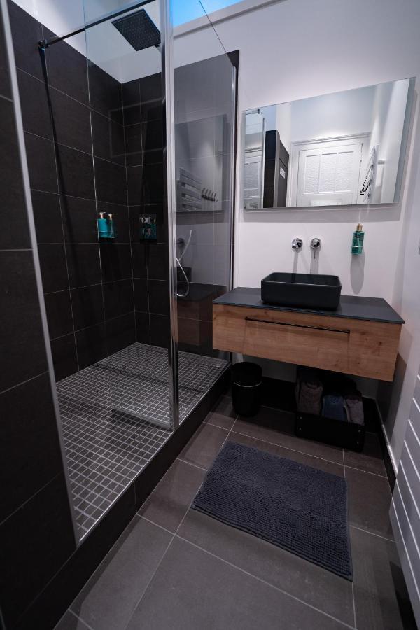 Centre Ville - Appartement 3 Chambres & Terrasse - La Cle Des Sacres رانس المظهر الخارجي الصورة